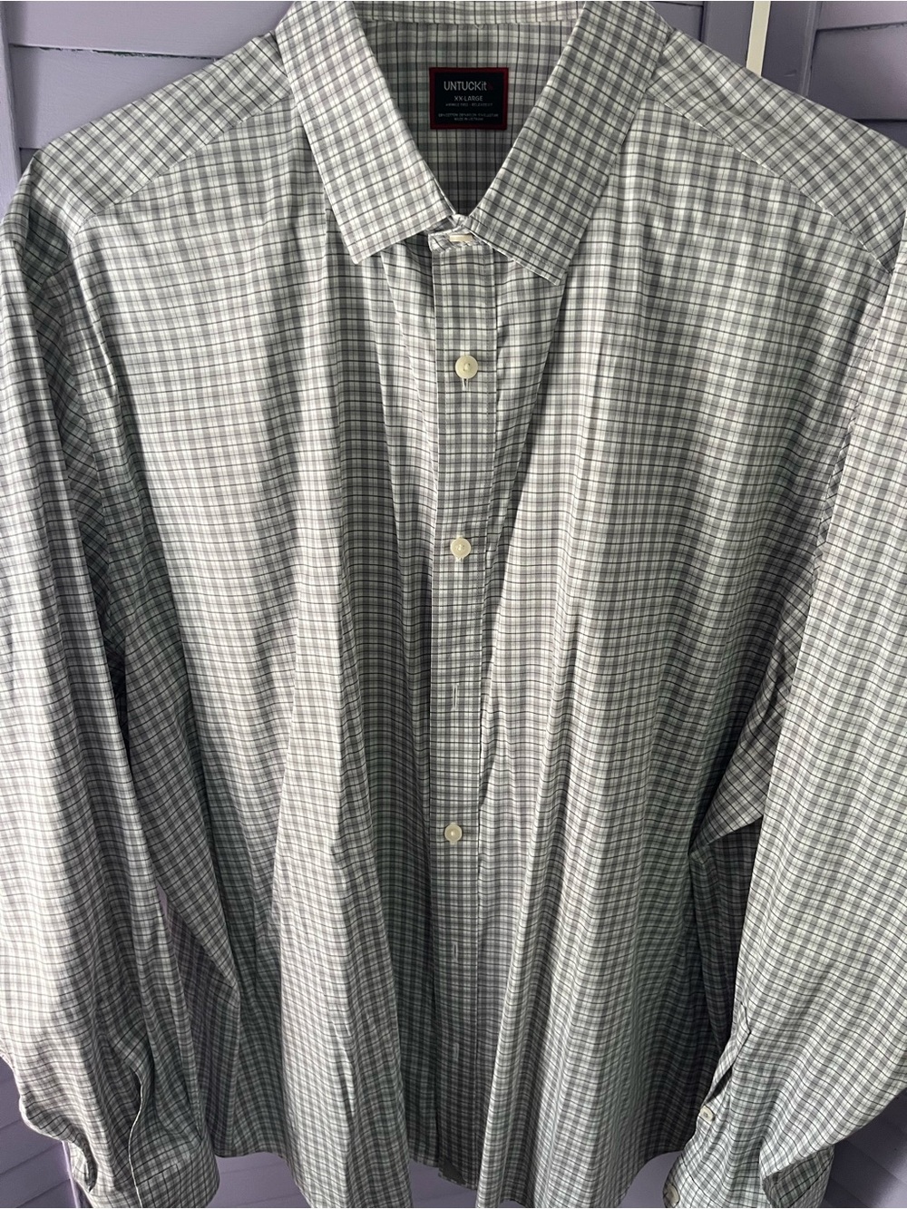 UNTUCKit Men's Gray and White Plaid Button-Down Shirt.  Light green in pattern